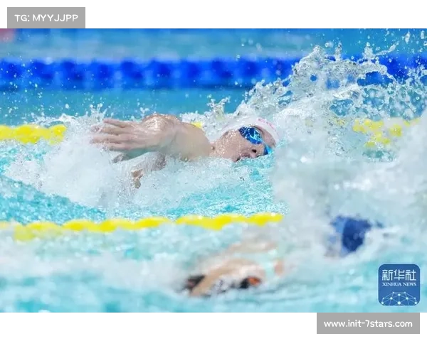 全运会女子100米自由泳决赛：杨浚瑄0.02秒优势险胜何诗蓓